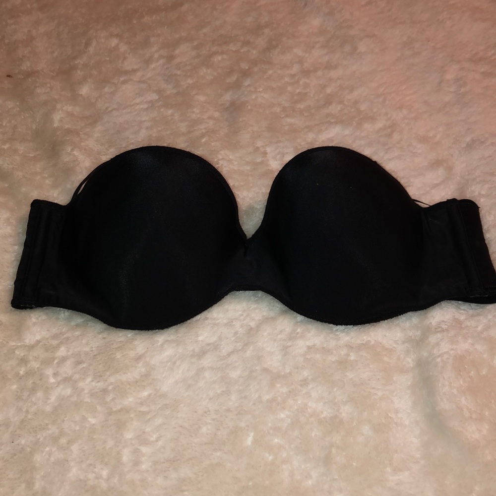 Strapless bra